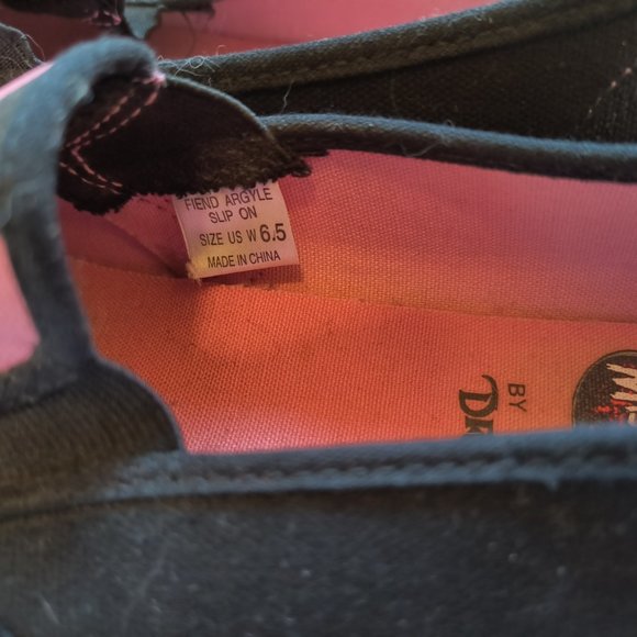 MISFITS BY DRAVEN "FIEND ARGYLE" PINK/BLK SKULL SLIP ONS - Picture 4 of 5